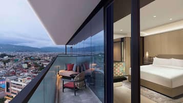 Premium-rum - 1 kingsize-säng - balkong | Utsikt från rummet