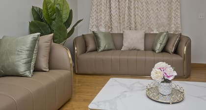 Cozy 3-bedroom Duplex2 in beautiful Springfield with WiFi, central AC