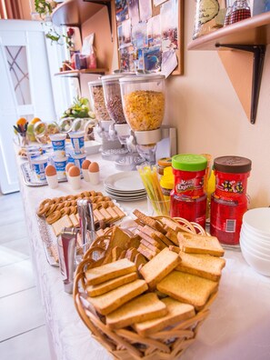 Petit déjeuner buffet compris tous les jours