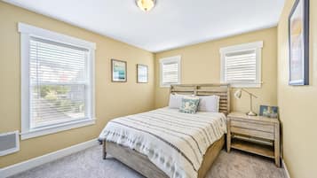 3 bedrooms, free WiFi, bed sheets