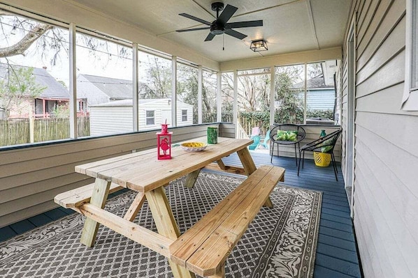 Screened Porch