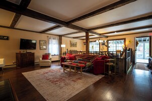 Smart TV de 32 pulgadas con canales por cable, servicios de streaming