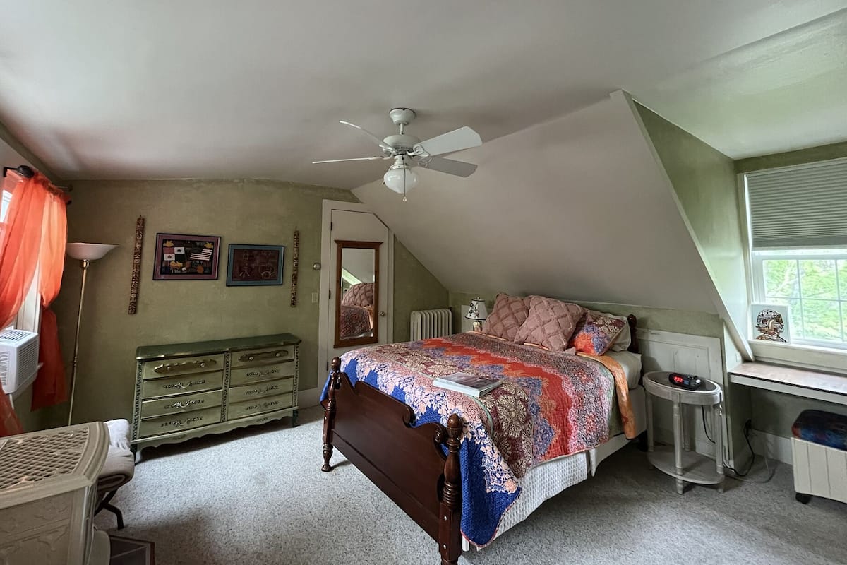 1 bedroom, premium bedding, pillow-top beds, individually decorated