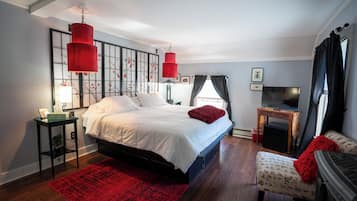 Romantic Room, Garden View | Premium bedding, pillowtop beds, individually decorated