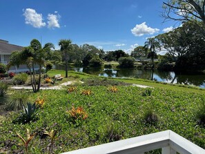 Property grounds - 721 Estuary - Condo 2 Bedroom / 2 Bath, maximum occupancy of 4 people.... (Bradenton)