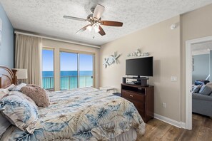 2 chambres, fer et planche à repasser, accès Internet, draps fournis