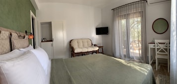 Ropa de cama de alta calidad y minibar 