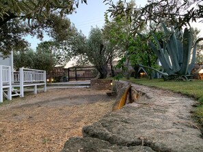 Exterior - Zeytinlibahçe Konukevi (Bozcaada)