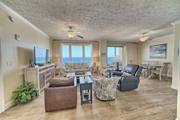 Fernseher, DVD-Player