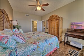 2 bedrooms, iron/ironing board, internet, bed sheets