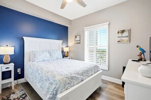 2 bedrooms, iron/ironing board, Internet, bed sheets