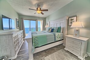 2 bedrooms, Internet, bed sheets - Unit 2304: 23rd Floor (Panama City Beach)