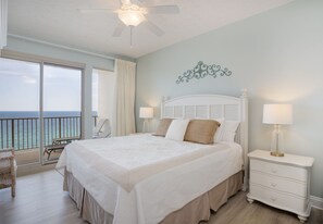 2 bedrooms, iron/ironing board, Internet, bed sheets