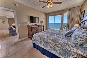 2 bedrooms, iron/ironing board, internet, bed sheets