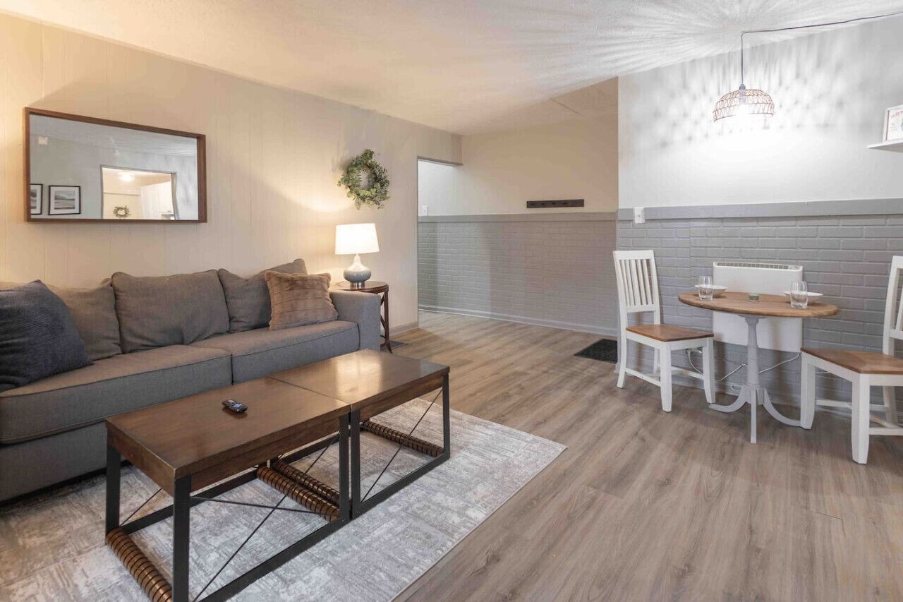 1BR Work Base, Wi-Fi + Laundry