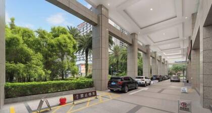 Plum Garden International Hotel