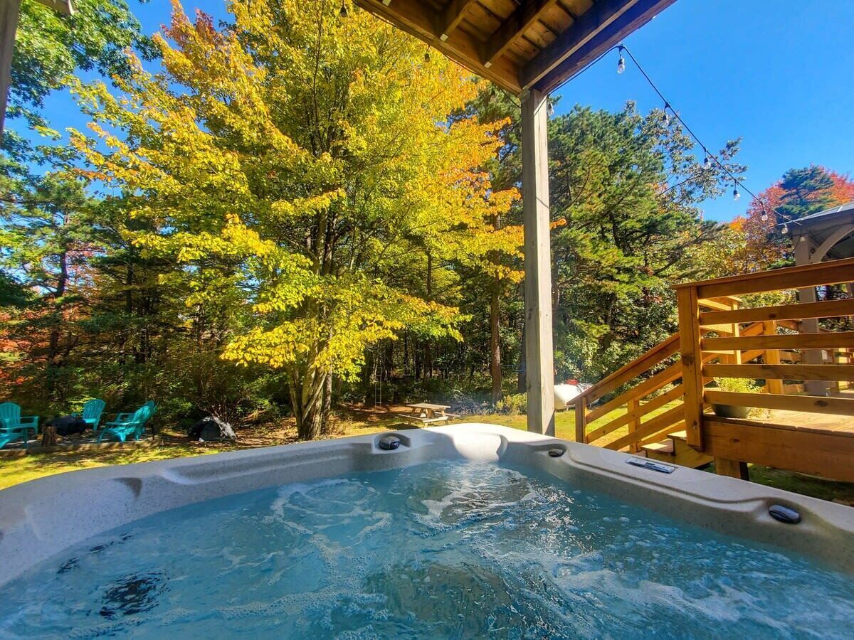 Bañera de hidromasaje al aire libre