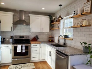 Fridge, microwave, oven, stovetop - Lake Retreat | Sauna, Hot Tub, Pool & Game Rm (Long Pond)