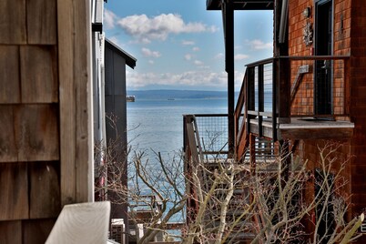 Two-story townhouse just steps from the waters edge with a private deck. Perfect accommodations for families. Recently remodeled. Beautifully appointed
