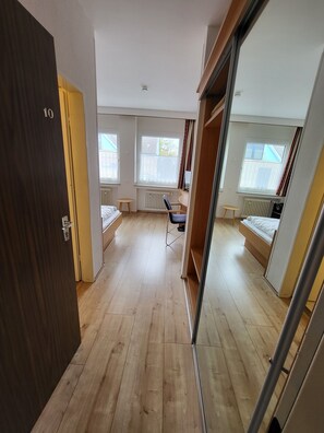 Comfort Single Room