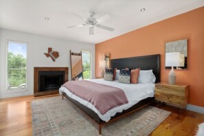 2 chambres, fer et planche à repasser, accès au Wi-Fi (inclus)
