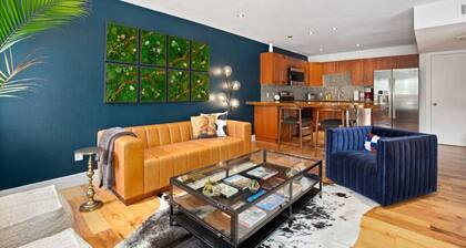 Austin Vibes - A Hip Downtown Condo