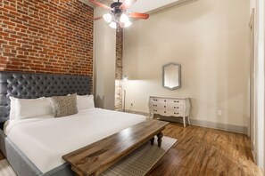 2 chambres, fer et planche à repasser, Wi-Fi, literie fournie