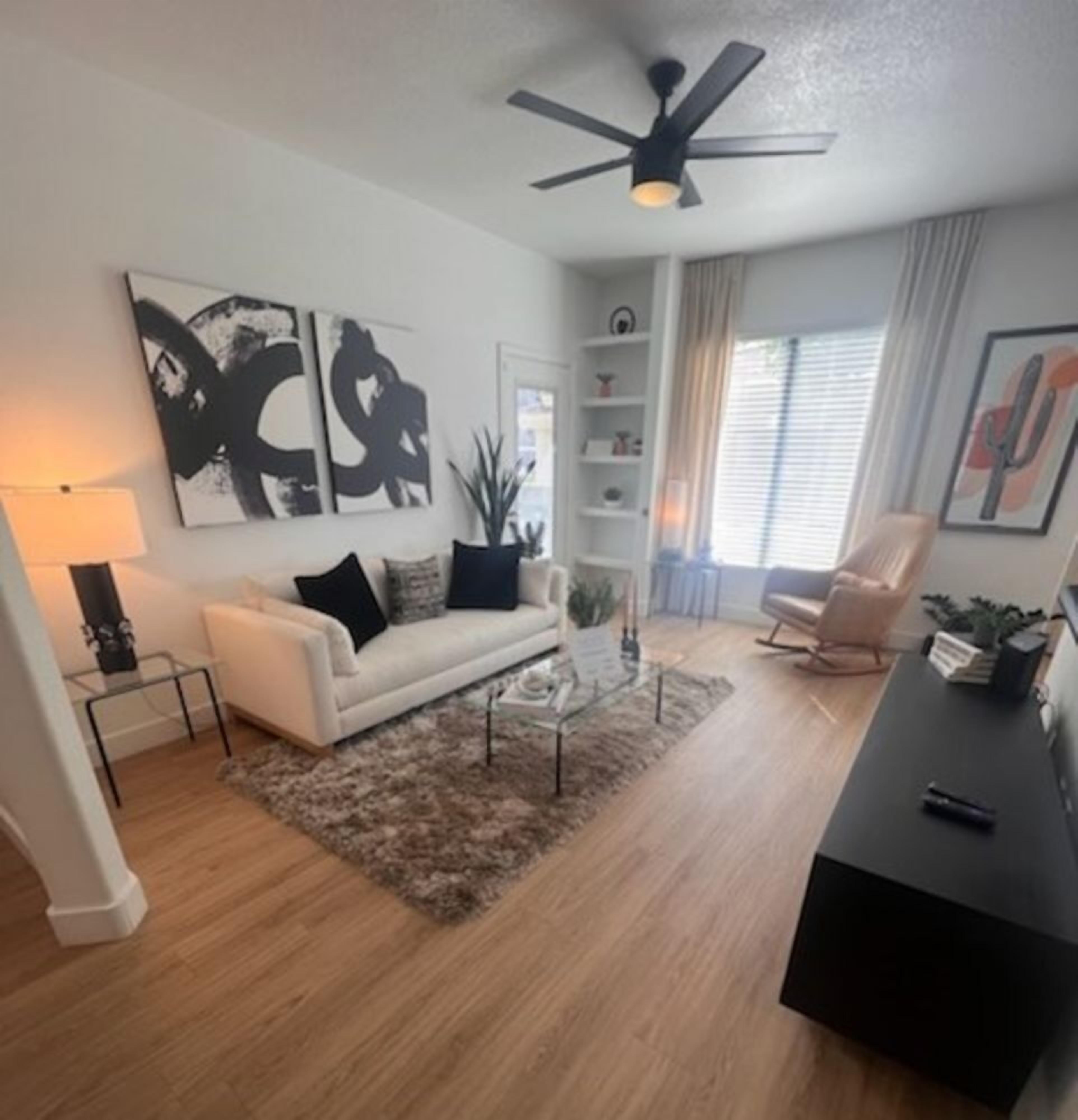 Inviting 2BR Condo with Balcony, Ideal for Family