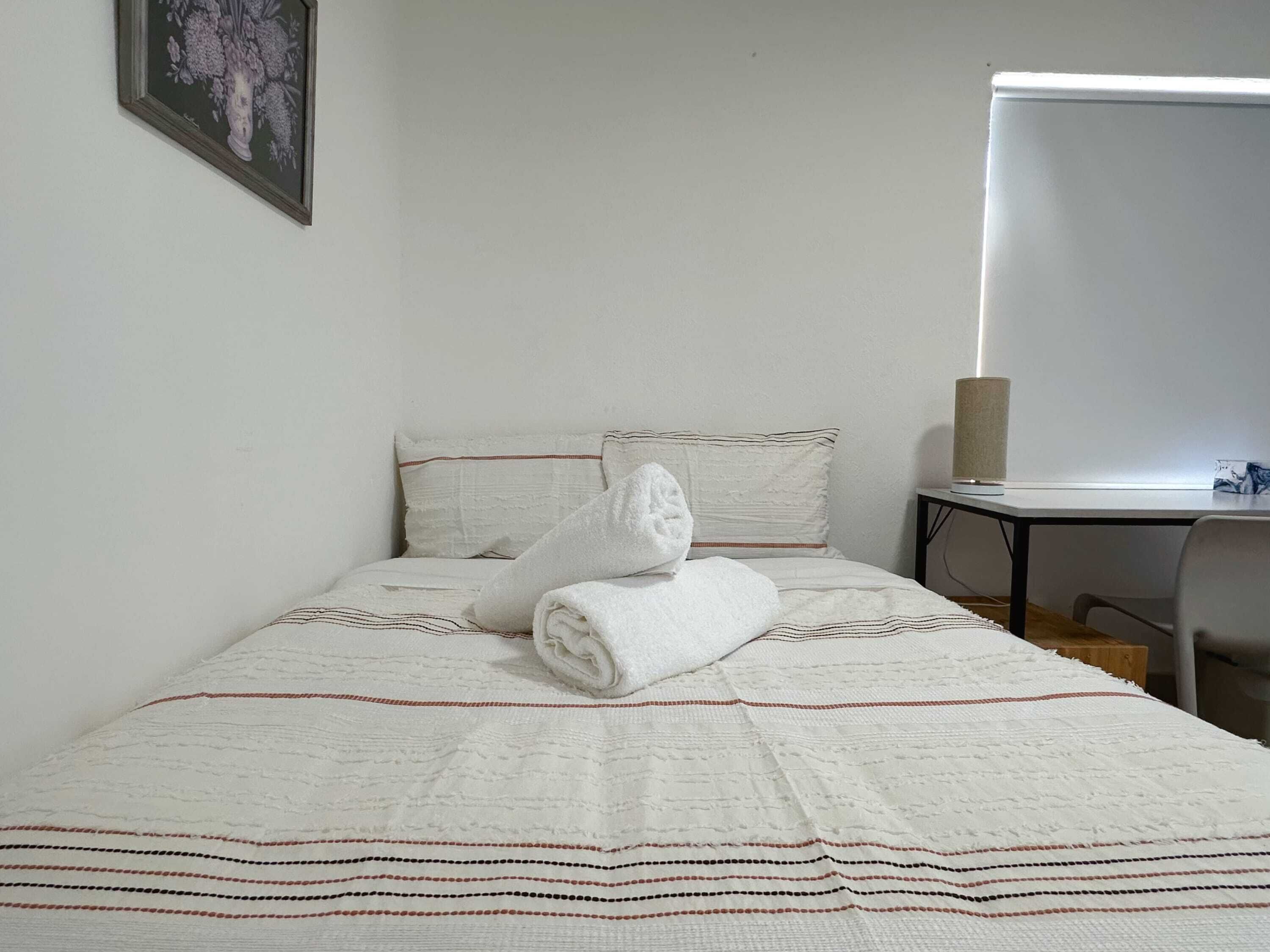 1 bedroom, WiFi, bed sheets