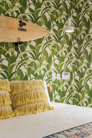1 bedroom, desk, iron/ironing board, WiFi - Studio across the street from beach, top location (Playa Langosta)