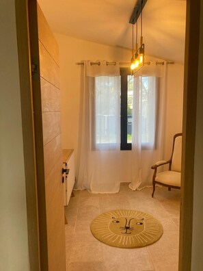 Interior - Maison au Brusc à 300m de la Plage Avec Jardin (Six-Fours-les-Plages)