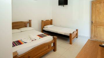 1 habitación, wifi y ropa de cama