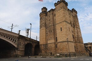 Point of interest - Tyne Quarters Apartment- Newcastle Central Station a short walk away! (Newcastle upon Tyne)