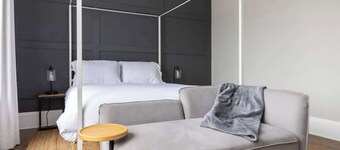 Hotel Quality/ Walkable / Free Parking/ Office #11