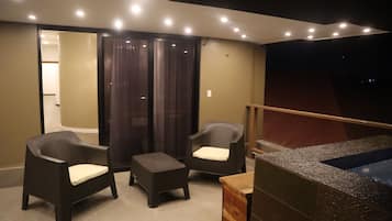 Romantik-suite | Terrasse/gårdhave