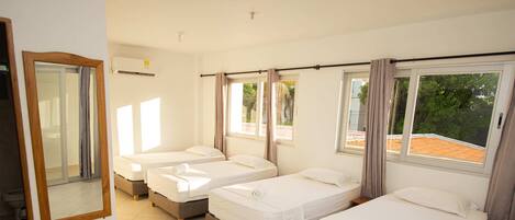 1 bedroom, WiFi, bed sheets