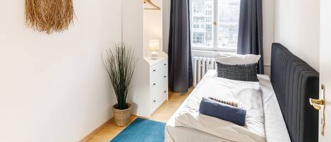 3 bedrooms, iron/ironing board, travel cot, WiFi