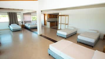 1 habitación, wifi y ropa de cama