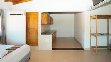 1 habitación, wifi y ropa de cama