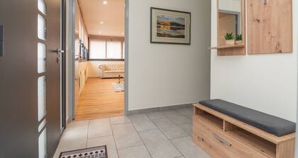 Le Pied à Terre de Montcenis - Appt avec parking privé