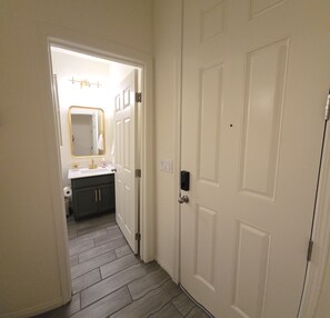 Bathroom - Cozy Room in Las Vegas with AC, WiFi Full Bath In New Residential Neighborhood (Las Vegas)