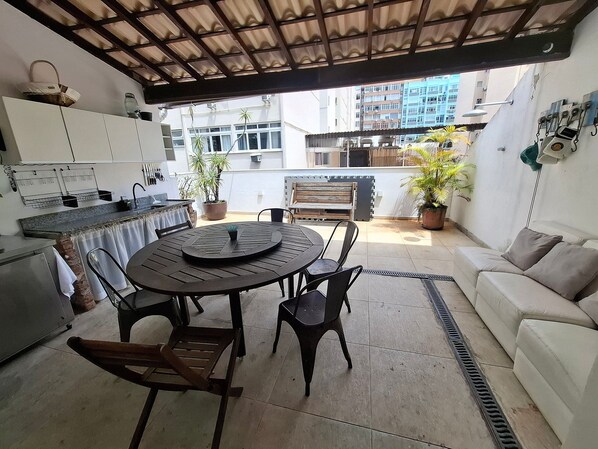 Suite | Outdoor dining