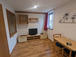 Dining - Ferienwohnung am Teich (Dannenberg (Elbe))