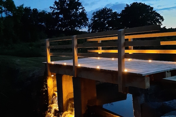 Enceinte de lâhĂ©bergement