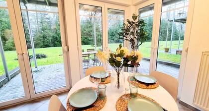 New 1 Bedroom Flat with Balcony & Garden