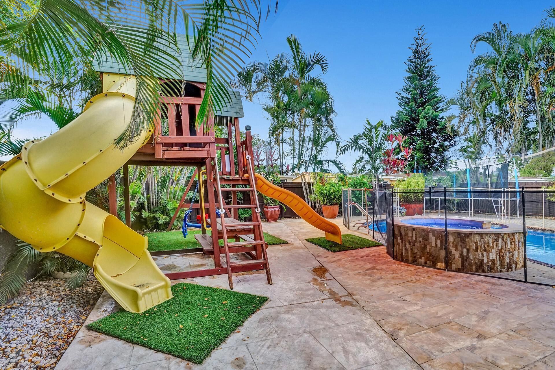 Heaven Villa with Heated Pool, Hot Tub and Playground