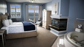 客房, 1 張特大雙人床, 湖景, 地面層 | 1 間臥室、高級寢具、免費無線上網、床單