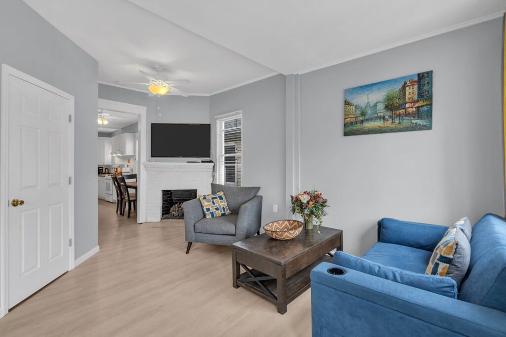 Walk to the Beach from this Beautiful Beach Cottage!