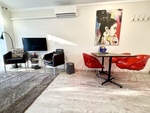 Interior - Serenity & Comfort in Subiaco 1 Bedroom Unit (Subiaco)