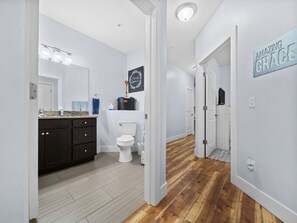 Luxury Condo | Bathroom